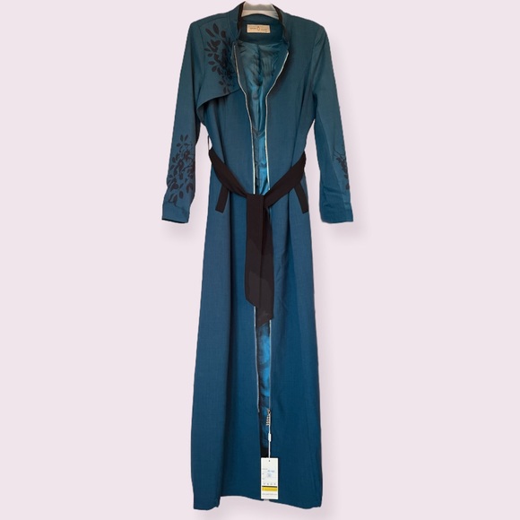 Long Belted Duster Coat / Trench Coat with Pockets - Picture 3 of 9